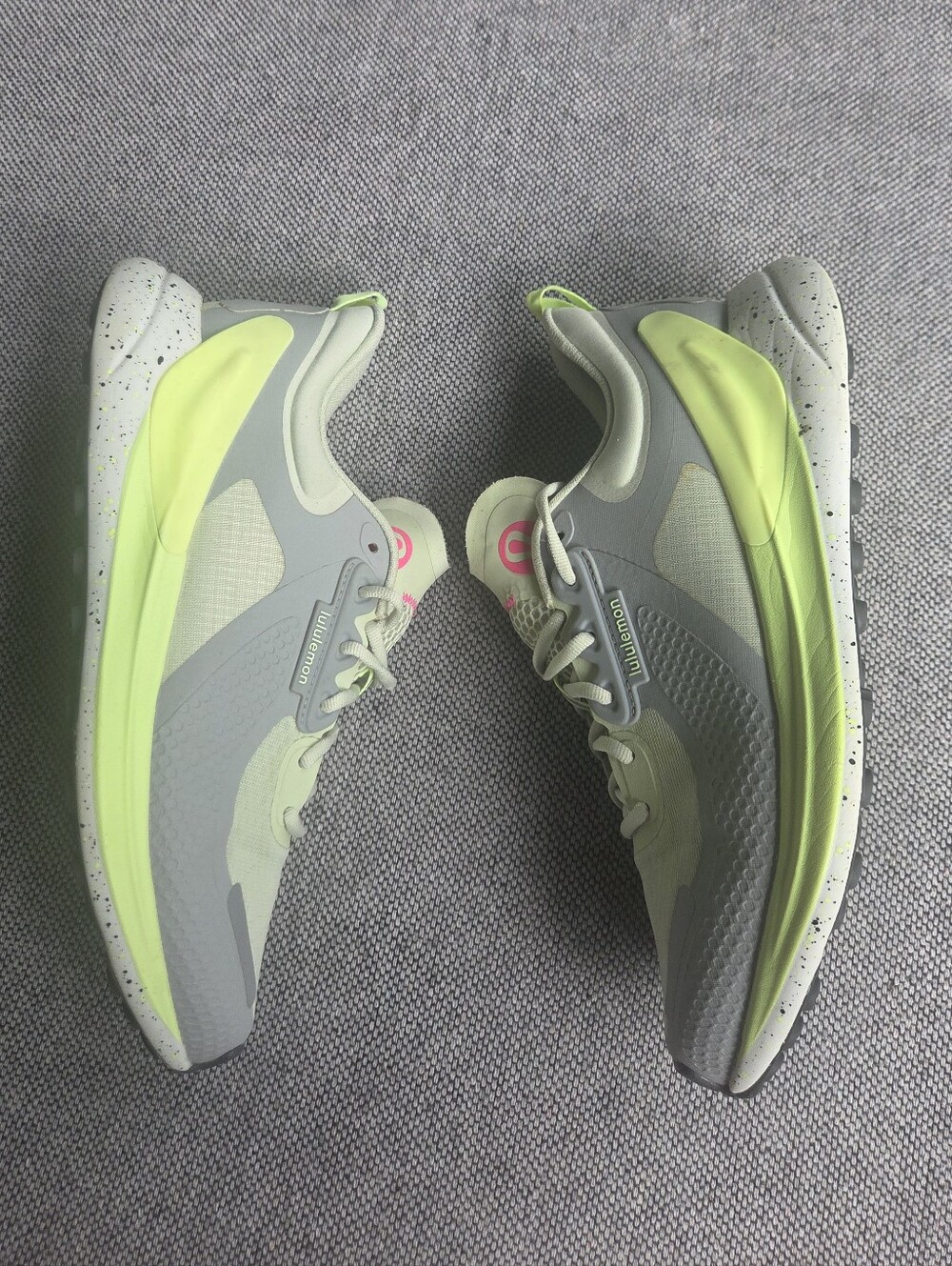 Lululemon Blissfeel Trail Run Sneakers Gray Green Pink Women’s Size 8
